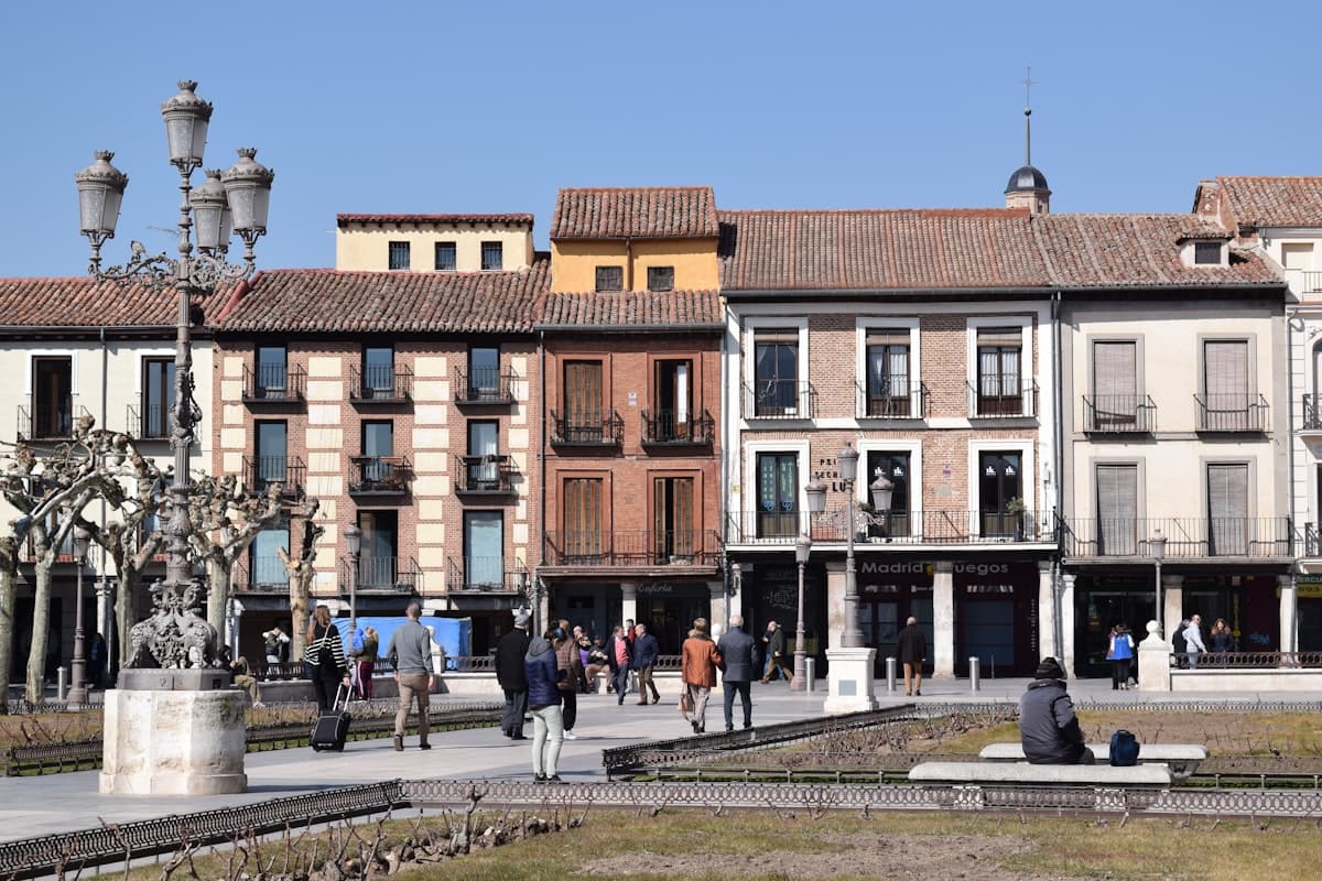 Alcalá de Henares: a história que você não vê no roteiro turístico